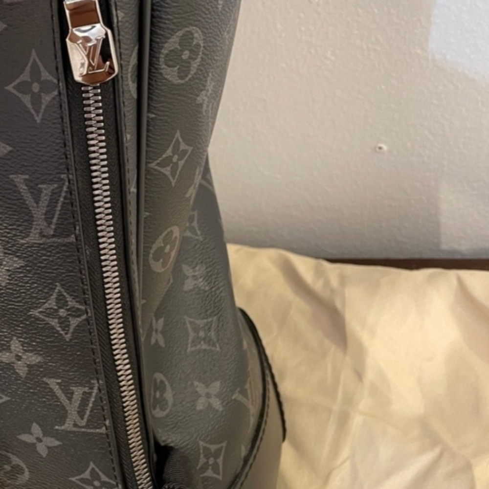 Authentic Louis Vuitton Eclipse Steamer - image 7